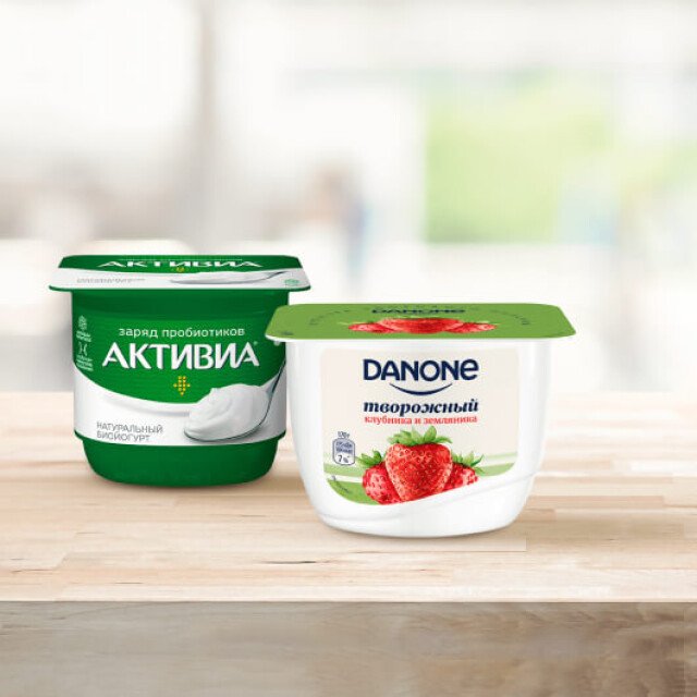 Дай легкий. Активиа Danone 2021. Реклама Активиа Данон 2021. Активиа 260 клубника Данон на белом фоне. Давай полегче Данон.